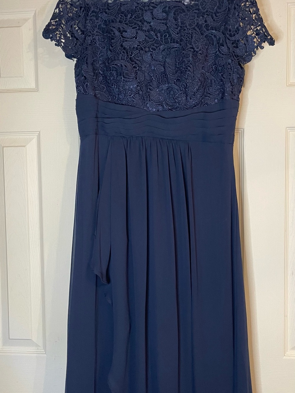 Elegant Navy Lace Bodice Evening Dress